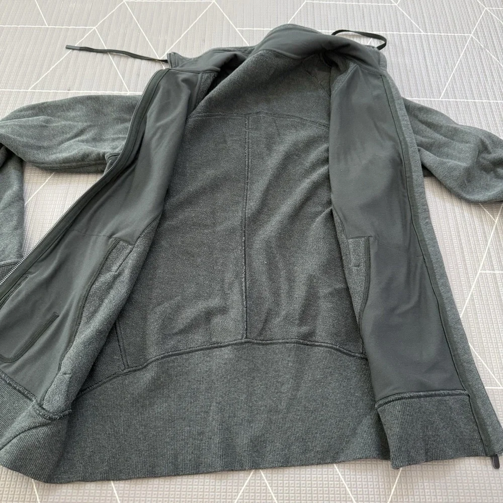 Lululemon Huddle & Hustle Jacket Size 10 Heathered‎ Camo Green LW4AVDS